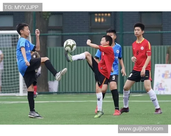 建功自贸港，劳作筑愿望！儋州员工足球友谊赛开踢，竞赛继续至12月